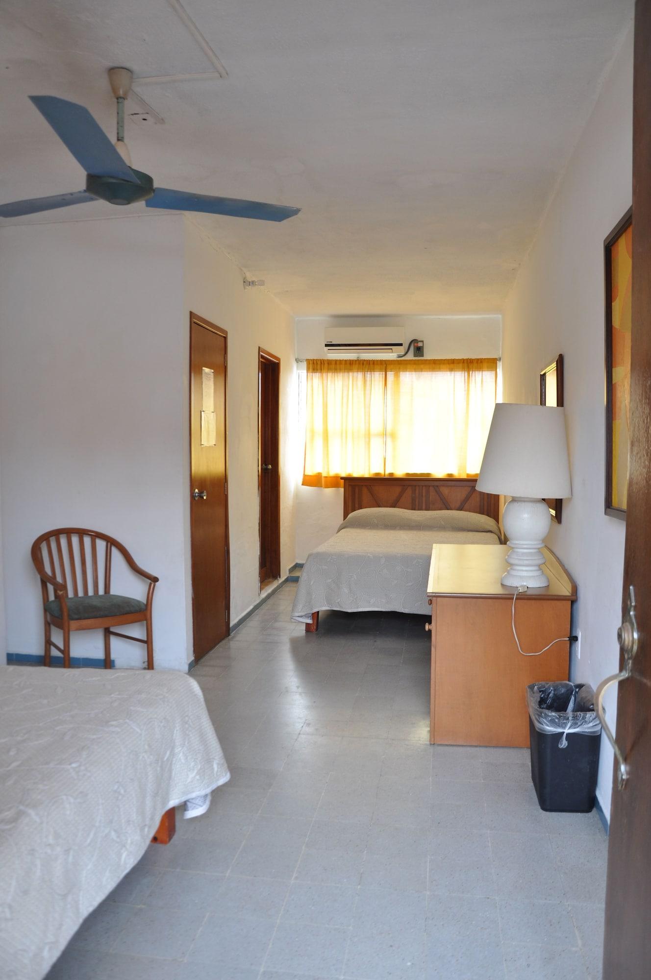 Hotel Oviedo Acapulco Exterior photo